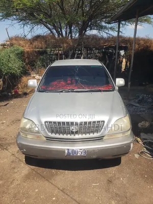 Toyota Harrier 1999 Silver