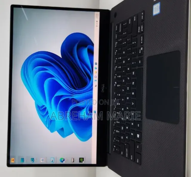 New Laptop Dell XPS 15 16GB Intel Core i7 SSD 512GB