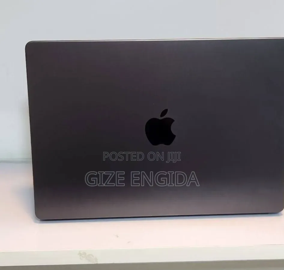 New Laptop Apple MacBook Pro 2025 M5 16GB Apple M5 SSD 512GB