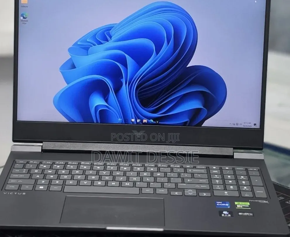 New Laptop HP Victus 16 16GB Intel Core i7 SSD 1T