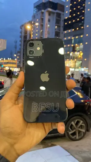 Apple iPhone 12 64 GB Black