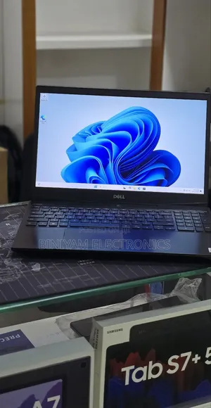 New Laptop Dell Inspiron 15 7567 Gaming 16GB Intel Core i7 SSD 512GB