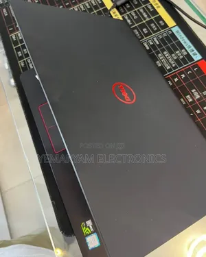 New Laptop Dell Inspiron 15 5577 16GB Intel Core i7 SSD 512GB