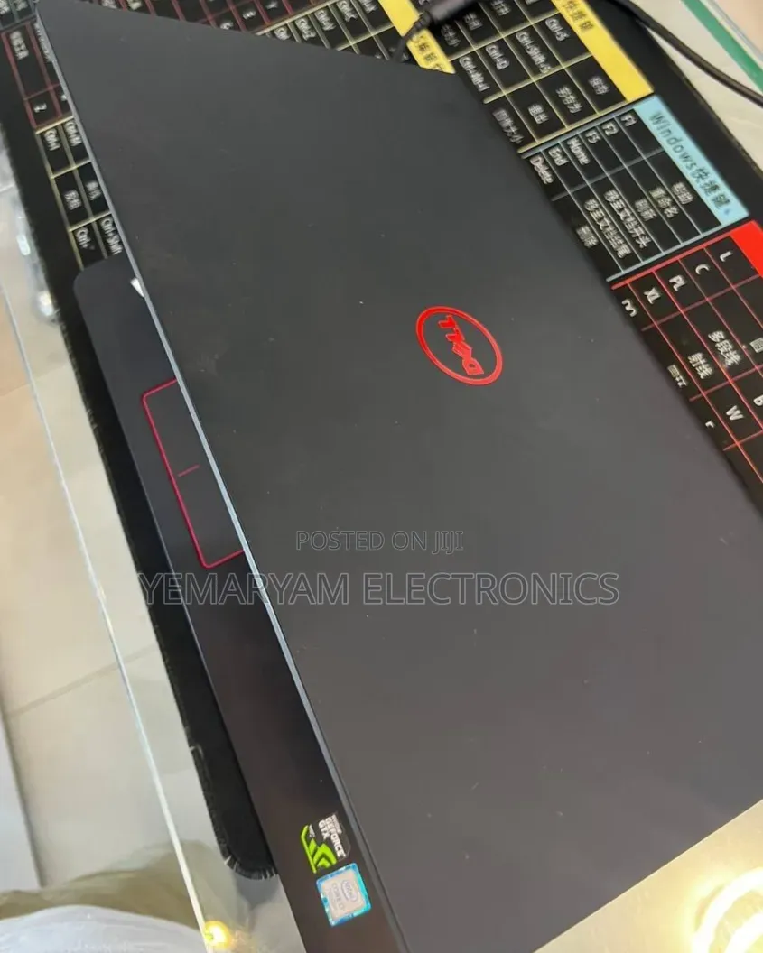 New Laptop Dell Inspiron 15 5577 16GB Intel Core i7 SSD 512GB