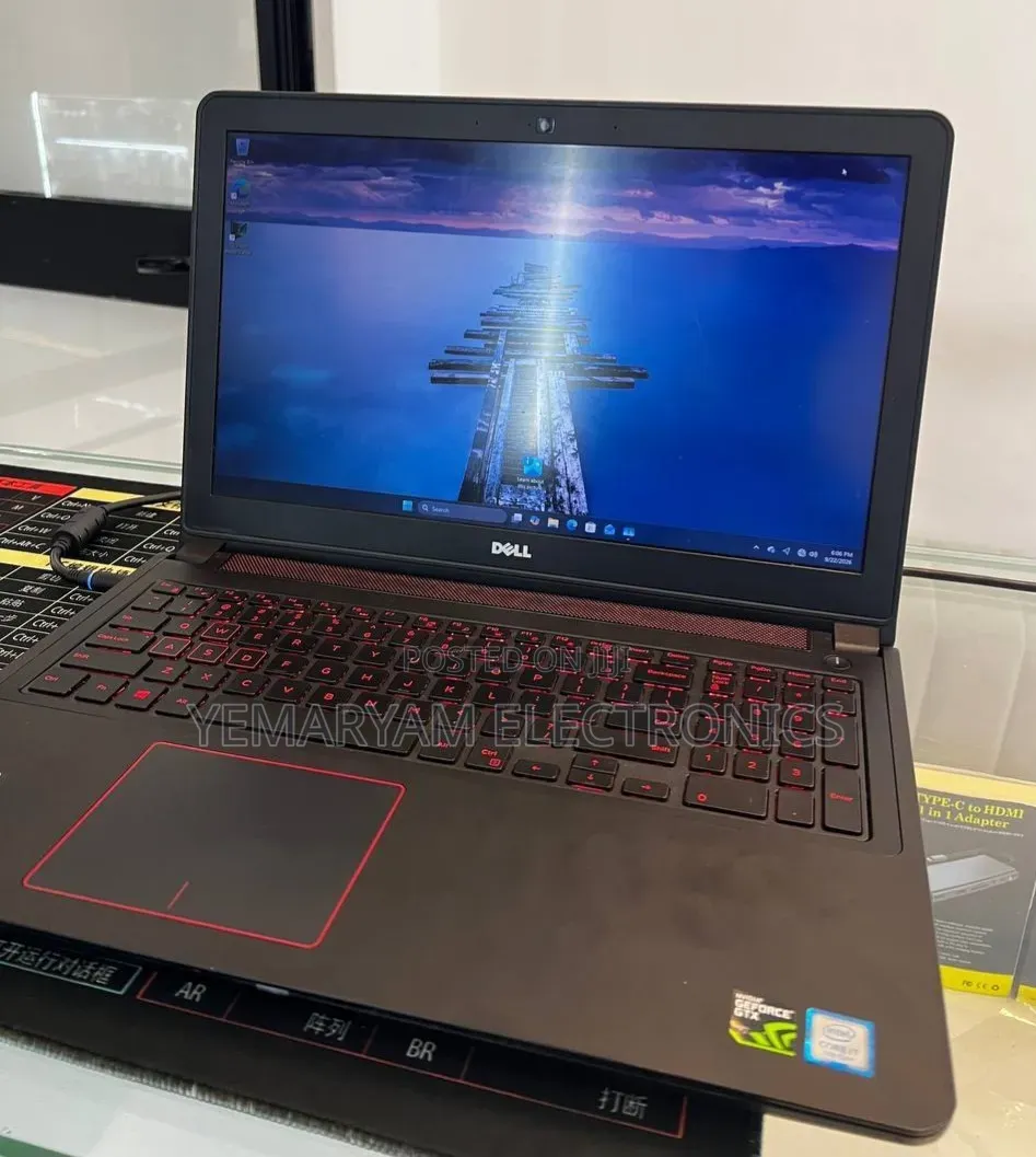 New Laptop Dell Inspiron 15 5577 16GB Intel Core i7 SSD 512GB