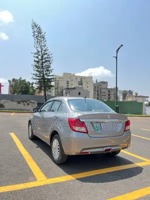 Suzuki Dzire 2022 Silver