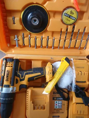 ,DeWalt Cordless Rechargeable Drill