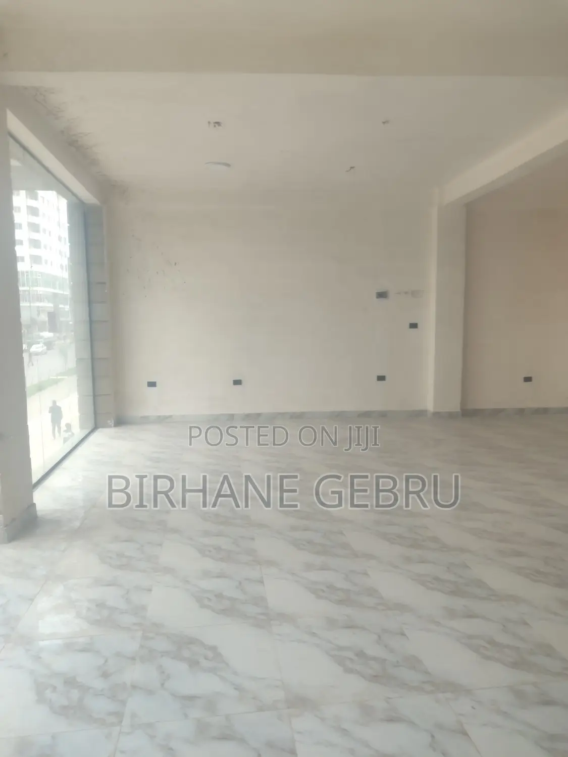 Space Rent for Garment Show Room and Ouher