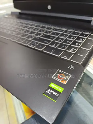 Laptop HP Pavilion 15 20GB AMD Ryzen 5 SSD 512GB