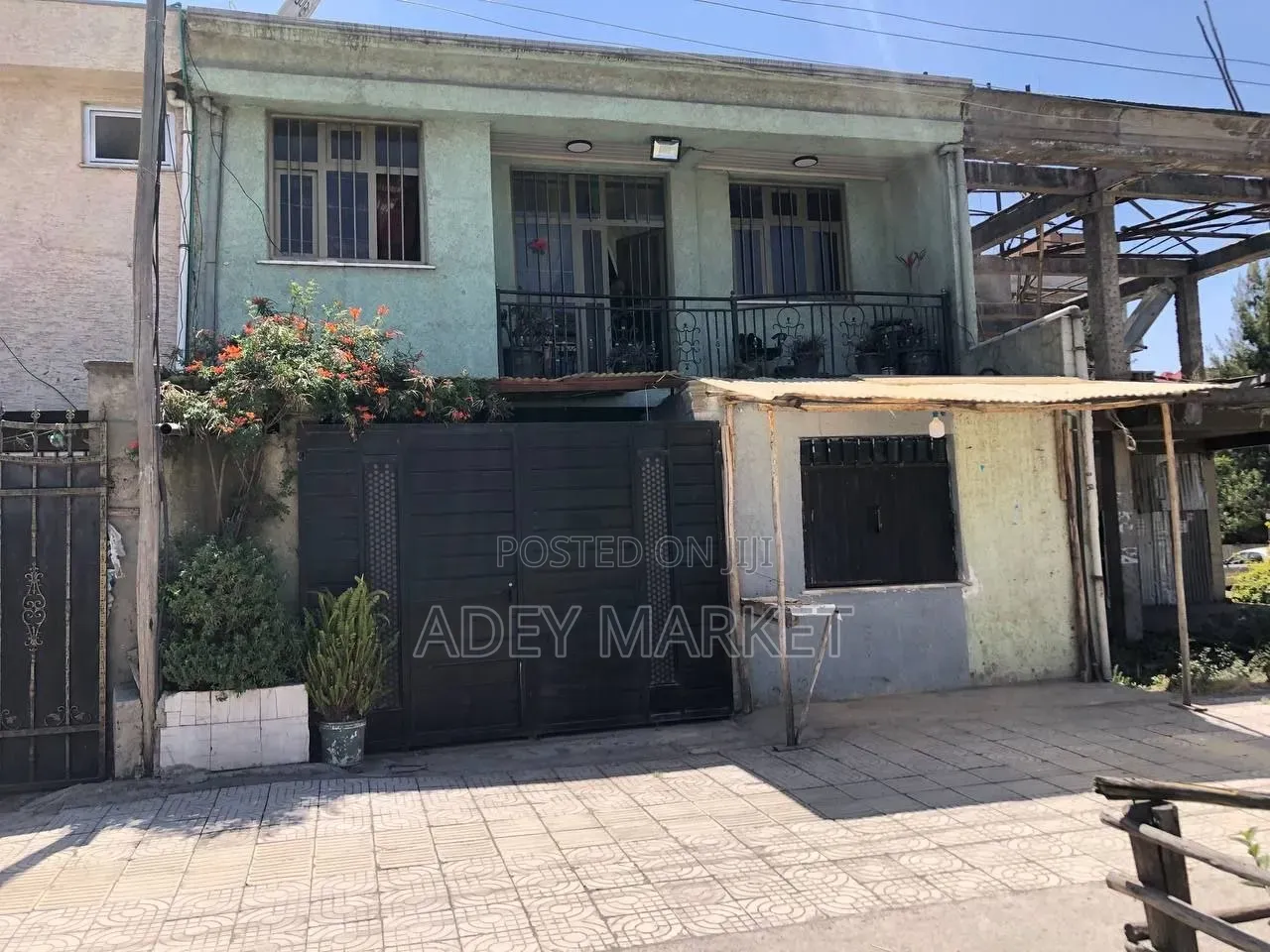 Furnished 4bdrm Mansion in Akaky Kaliti for sale