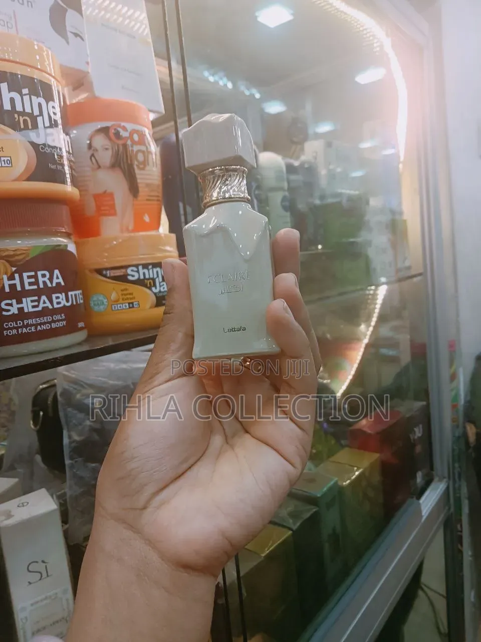 Lattafa Eclaire Perfume