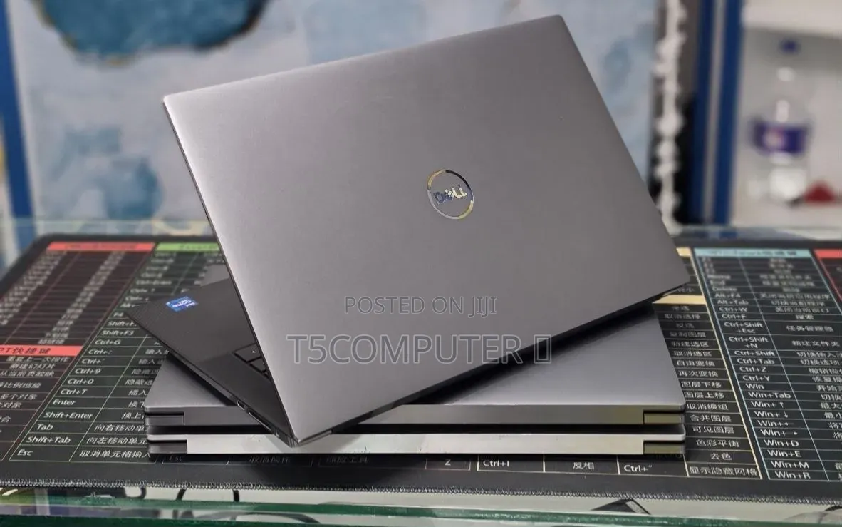 New Laptop Dell Precision 5560 16GB Intel Core i7 SSD 1T