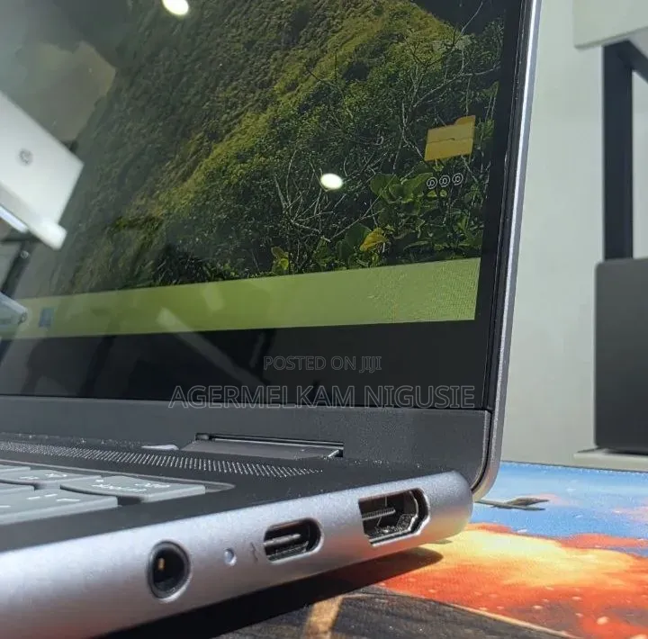 New Laptop Lenovo Yoga 11e 16GB Intel Core Ultra 5 SSD 512GB