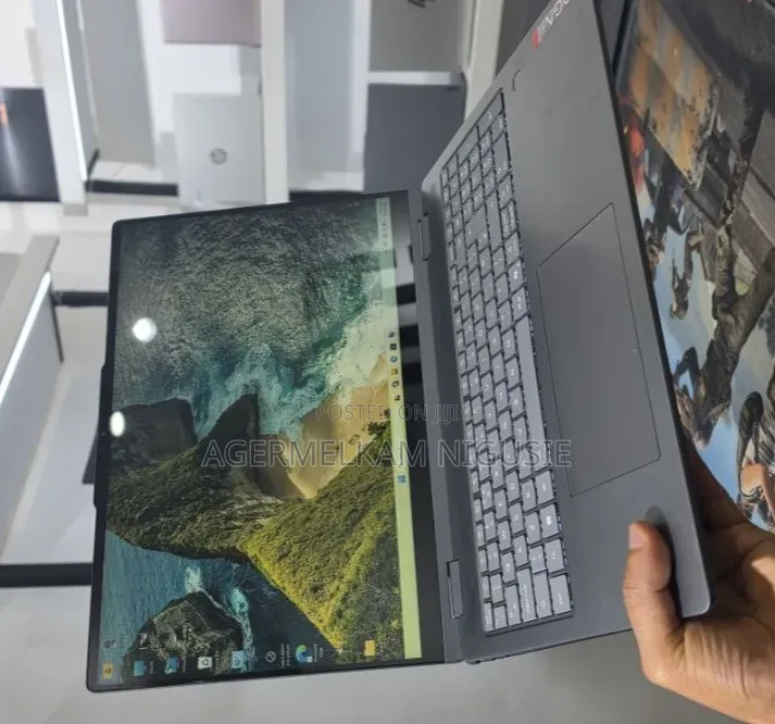 New Laptop Lenovo Yoga 11e 16GB Intel Core Ultra 5 SSD 512GB