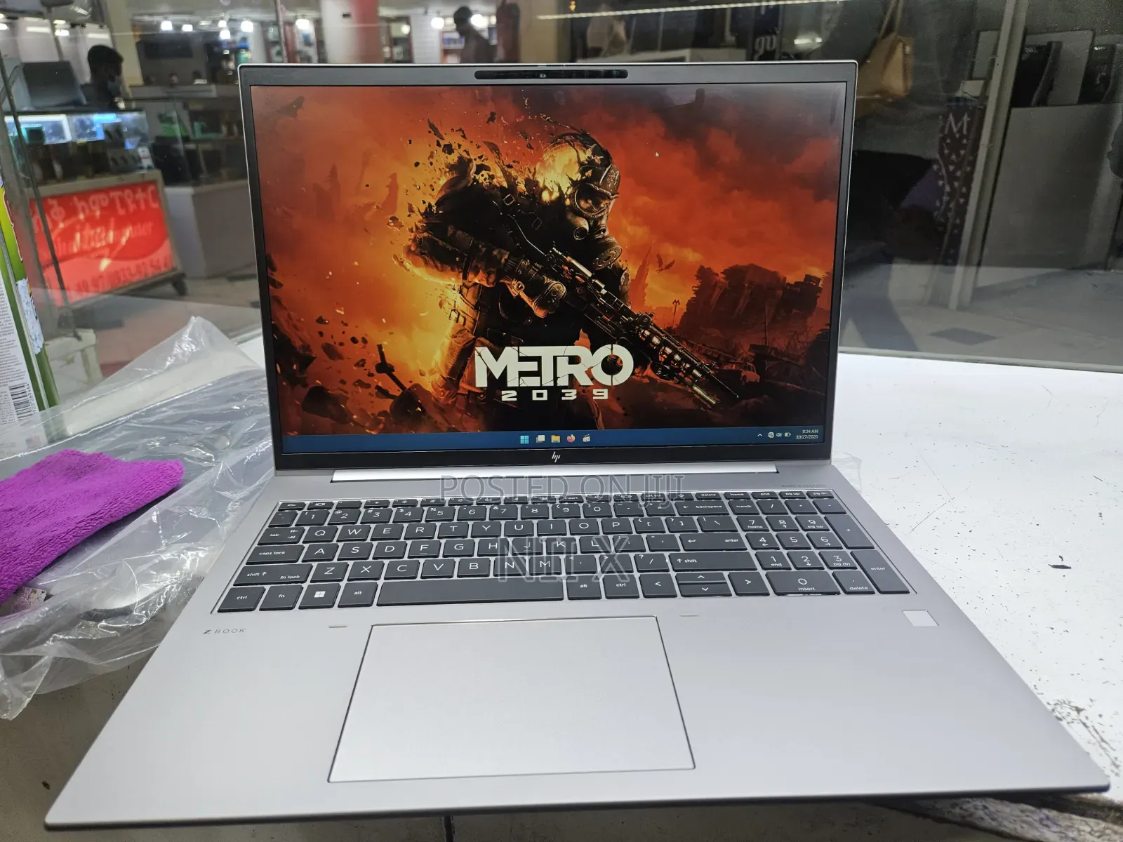 Laptop HP ZBook Firefly 16 G10 16GB Intel Core i7 SSD 512GB