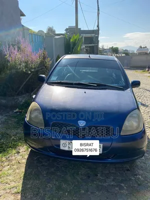 Toyota Yaris 1.5 2000 Blue