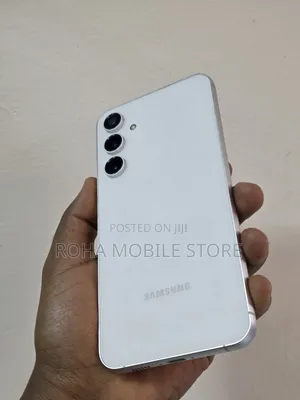 New Samsung Galaxy S23 128 GB White