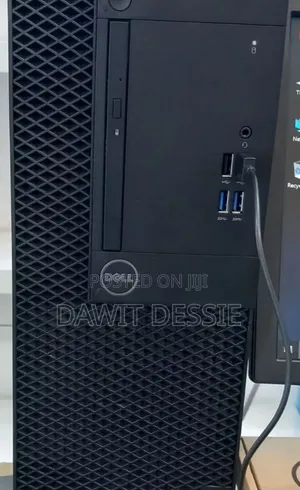 Desktop Computer Dell OptiPlex 3050 4GB Intel Core i3 HDD 500GB