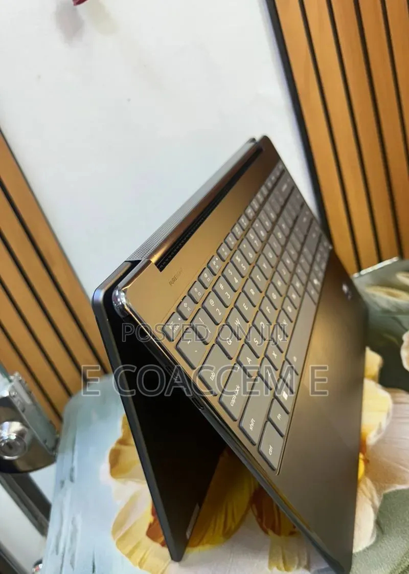 New Laptop Lenovo ThinkPad Yoga 16GB Intel Core Ultra 7 SSD 1T