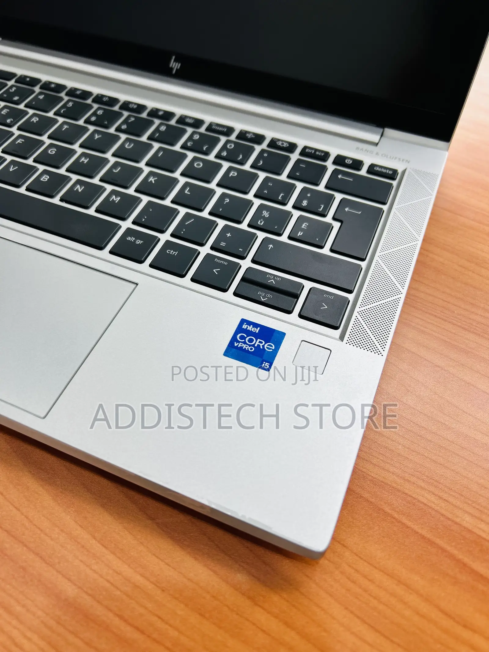 New Laptop HP EliteBook 830 G8 16GB Intel Core i5 SSD 512GB
