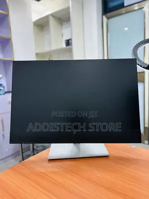 HP E24mv G4 24inch Full HD Ips Monitor Webcam