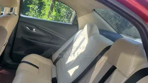 Changan Alsvin 2020 Yellow