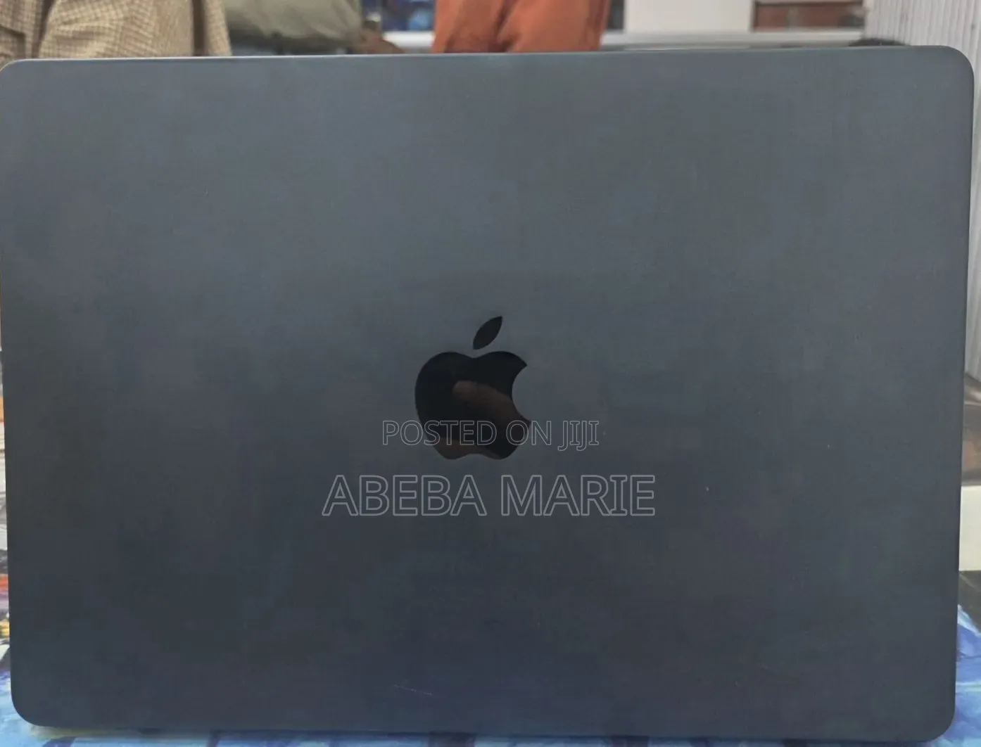 New Laptop Apple MacBook Air 2022 M2 8GB Apple M2 SSD 256GB