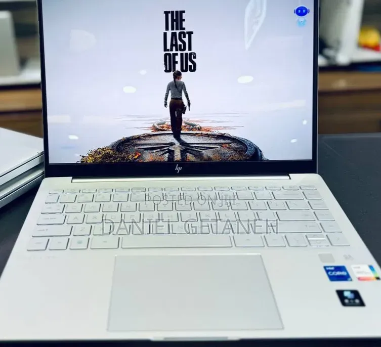 New Laptop HP Pavilion 14 16GB Intel Core i7 SSD 1T