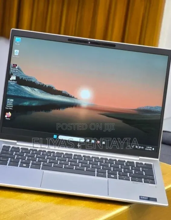 New Laptop HP Elitebook 830 G11 16GB Intel Core Ultra 7 SSD 512GB