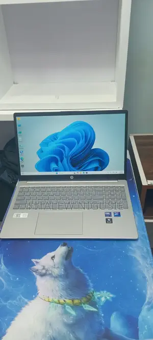 New Laptop HP Stream Notebook 16GB Intel Core i7 SSD 512GB