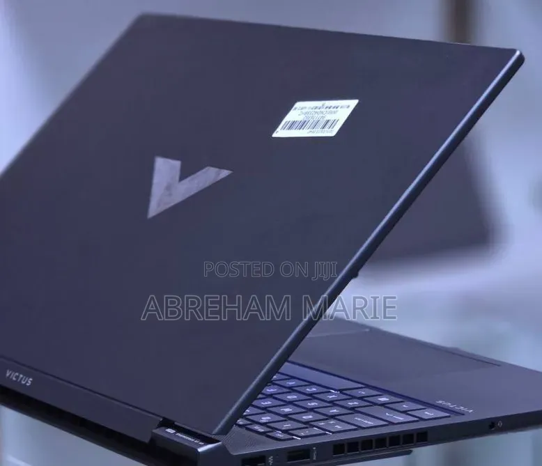 New Laptop HP Victus 16 16GB Intel Core i7 SSD 512GB