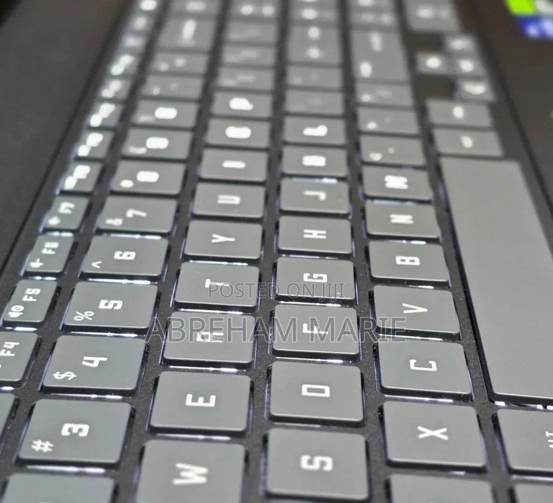 New Laptop HP Victus 16 16GB Intel Core i7 SSD 512GB