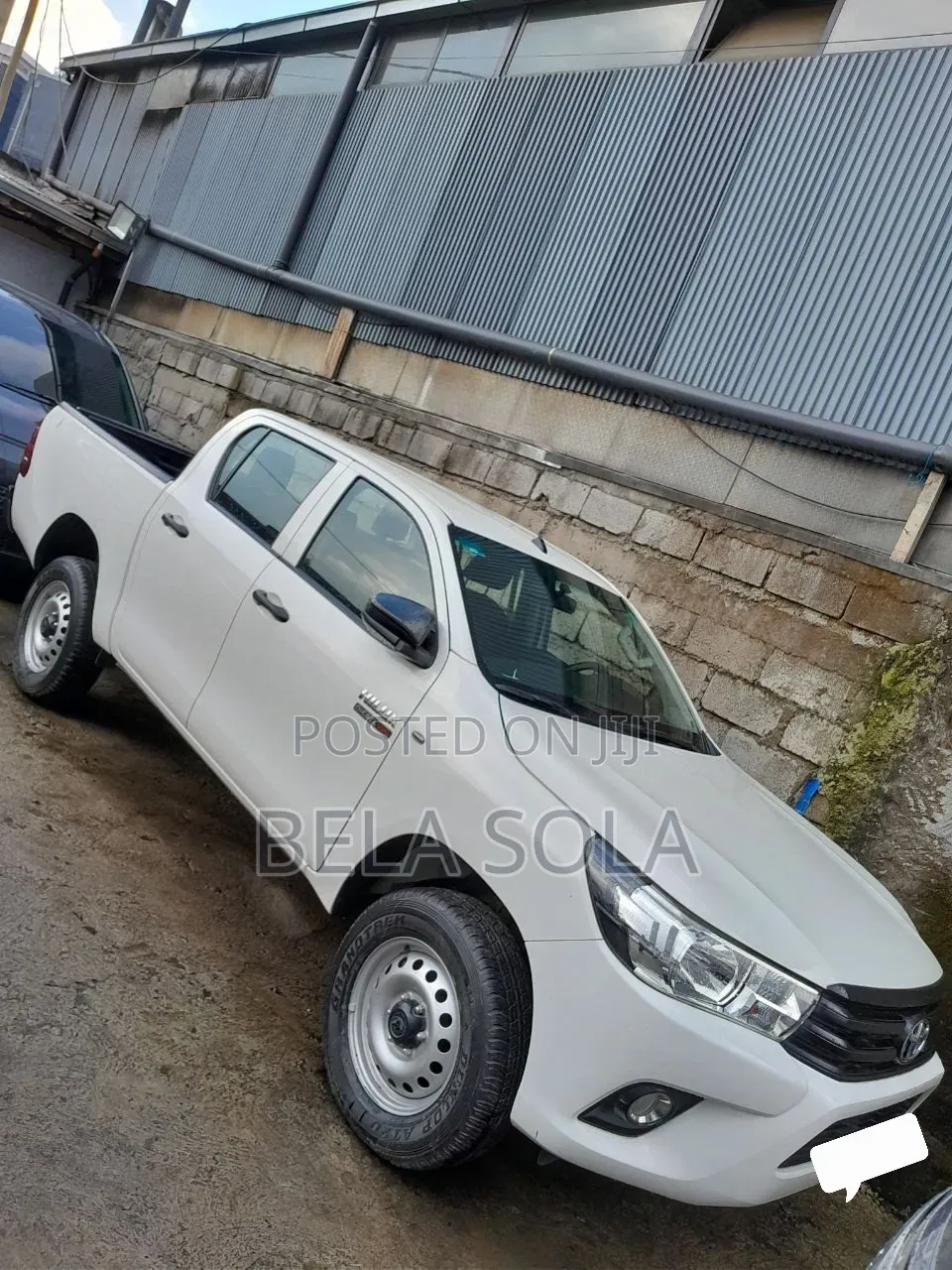 Toyota Hilux 2019 White