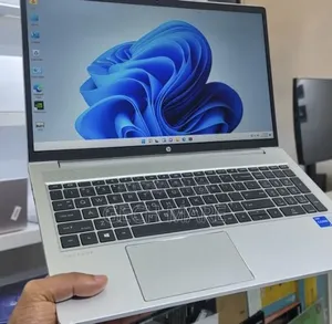 New Laptop HP ProBook 440 G8 16GB Intel Core i7 SSD 512GB
