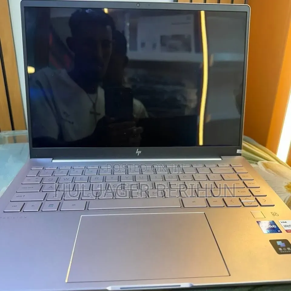 New Laptop HP Pavilion 14 16GB Intel Core i7 SSD 1T