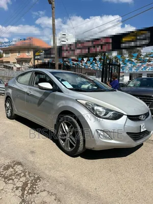 Hyundai Elantra 2013 Silver