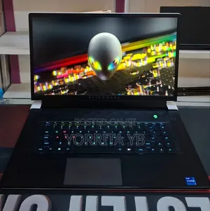 New Laptop Alienware X17 R2 16GB Intel Core i7 SSD 512GB