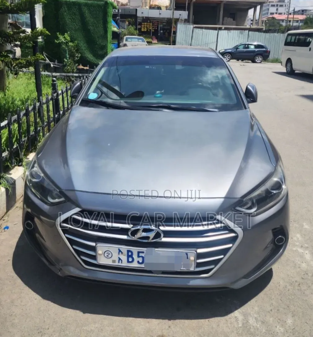 Hyundai Avante 2017 Gray