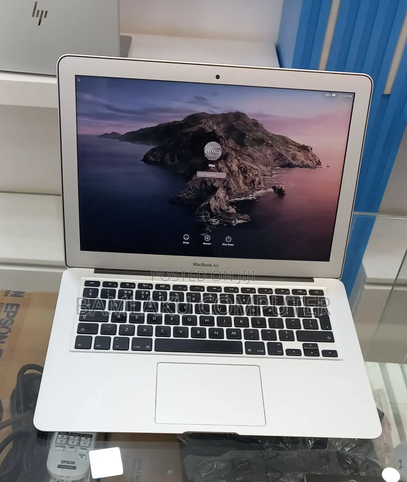 New Laptop Apple MacBook Air 2012 4GB Intel Core i5 SSD 128GB