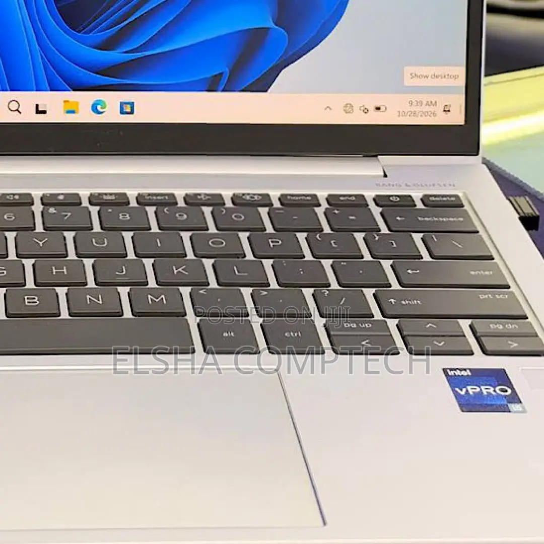 New Laptop HP EliteBook 830 16GB Intel Core i5 SSD 512GB
