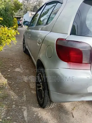 Toyota Yaris 2001 White