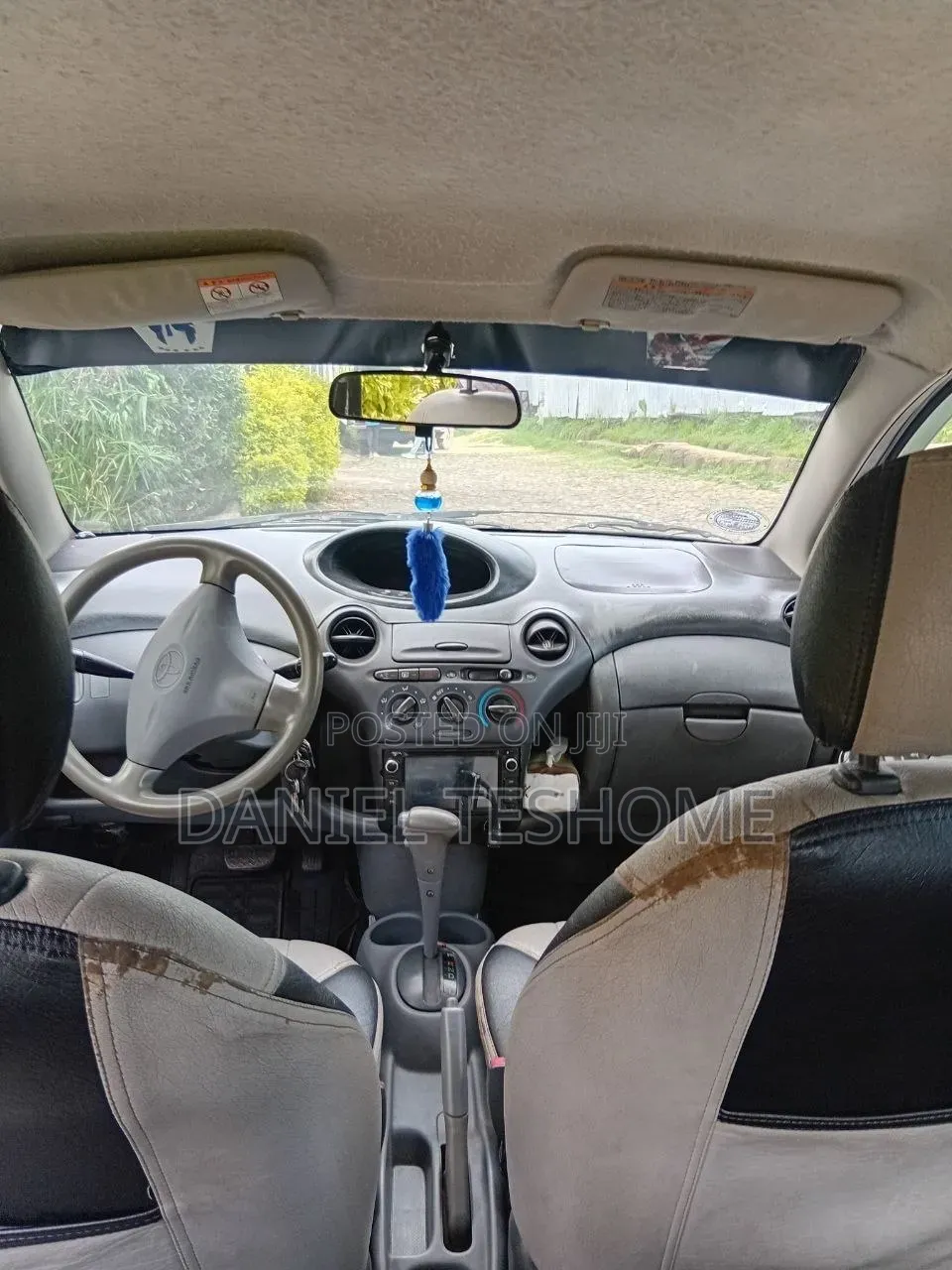 Toyota Yaris 2001 White