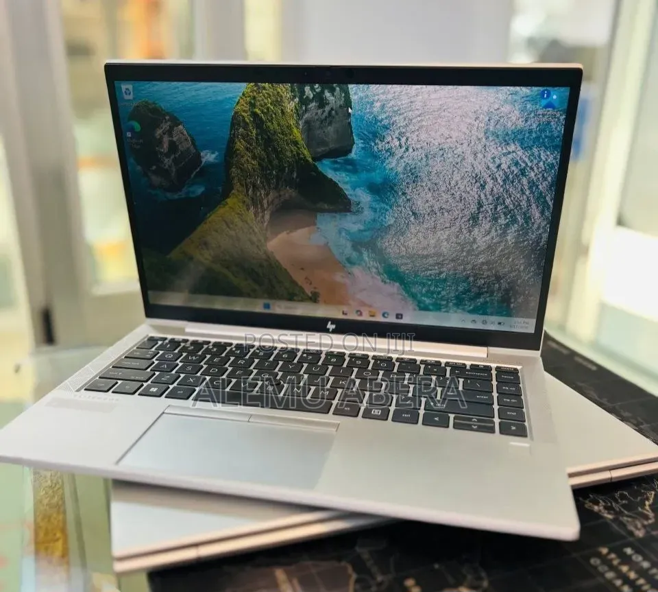 New Laptop HP EliteBook 845 G8 16GB AMD Ryzen 7 SSD 512GB