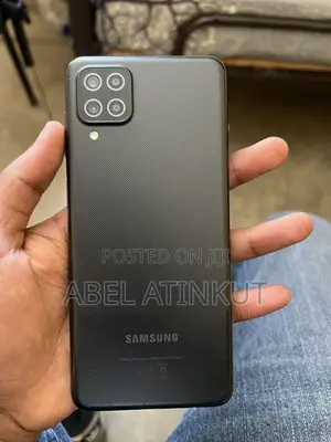New Samsung Galaxy A12 64 GB Black