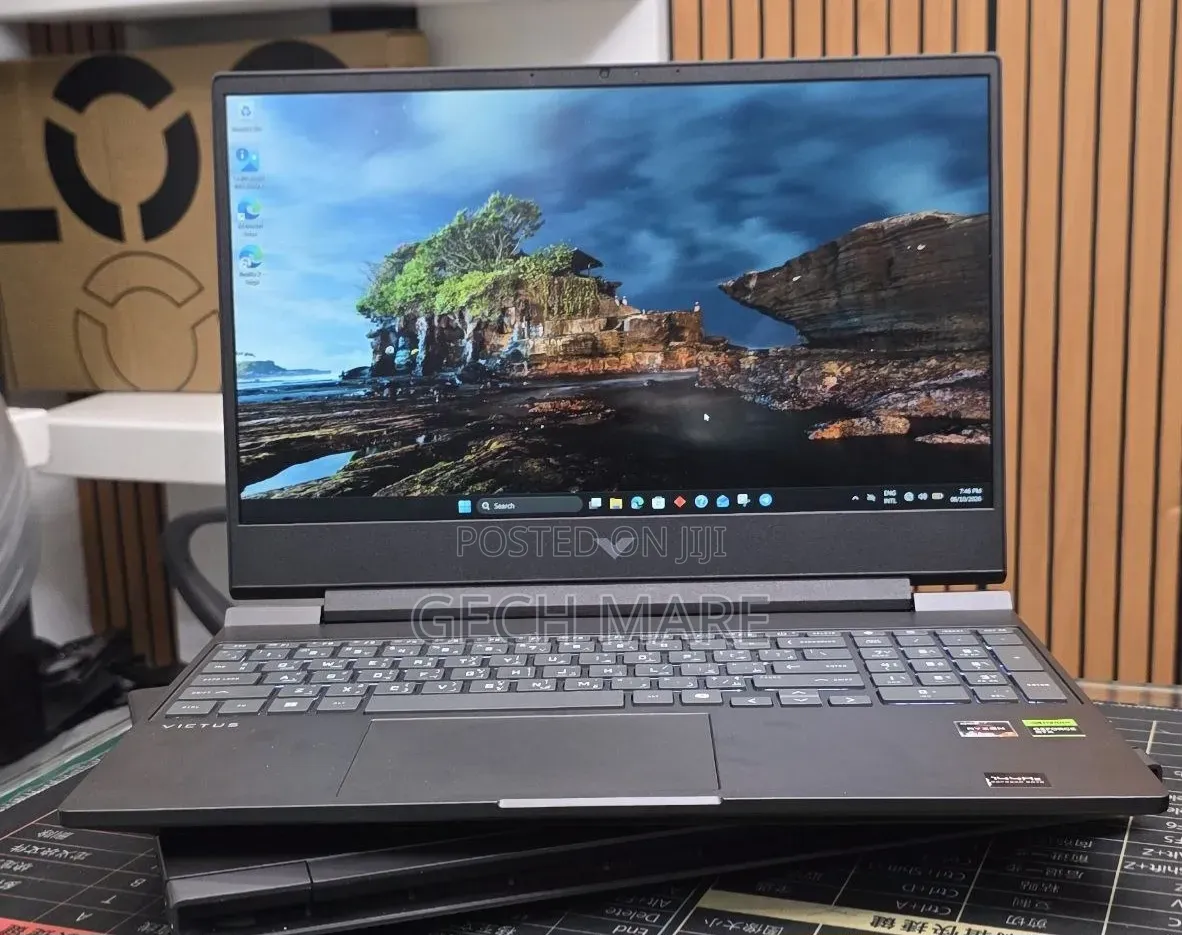 New Laptop HP Victus 15 16GB AMD Ryzen 7 SSD 512GB