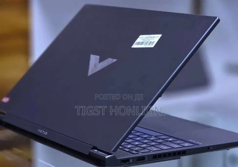 New Laptop HP Victus 16 16GB Intel Core i7 SSD 1T