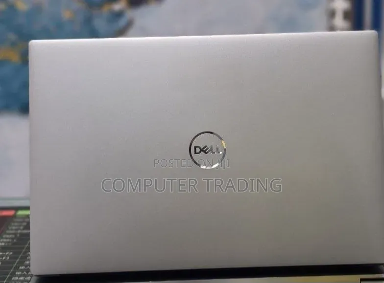 New Laptop Dell Precision 5560 32GB Intel Core i7 SSD 1T