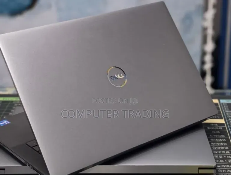 New Laptop Dell Precision 5560 32GB Intel Core i7 SSD 1T
