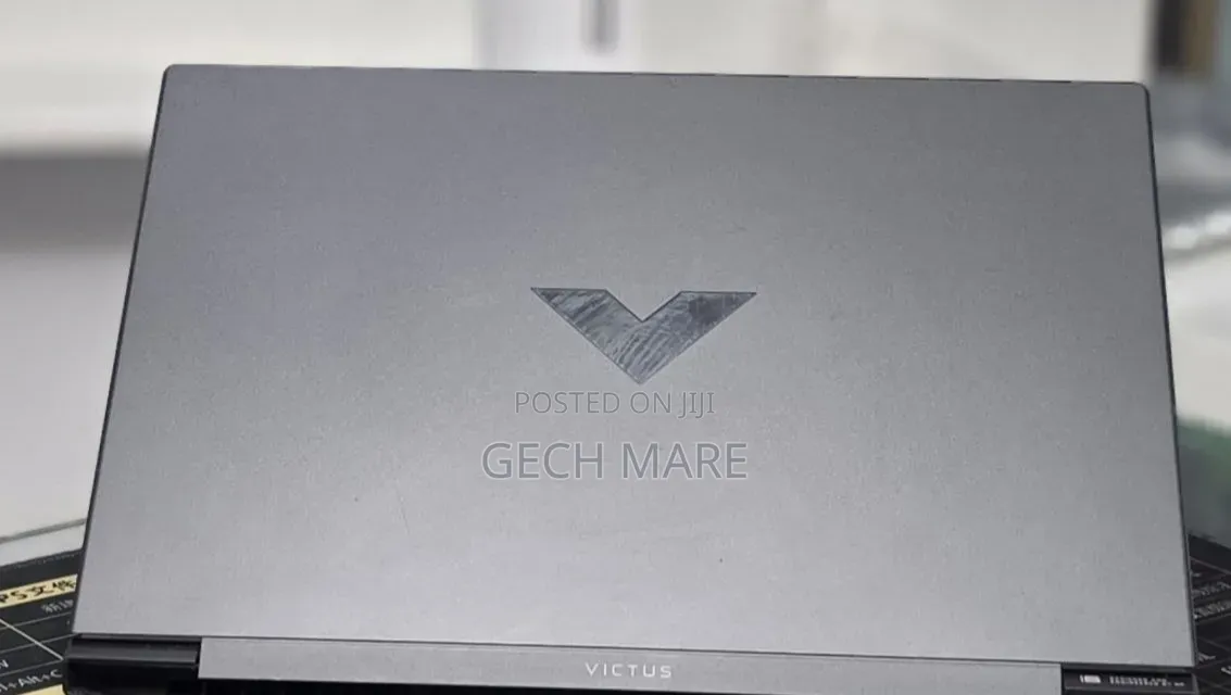 New Laptop HP Victus 15 16GB Intel Core i7 SSD 1T