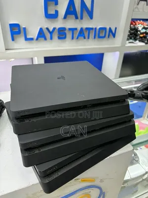 PlayStation 4 - Slim Disk - 10games / ብዙ አለን /